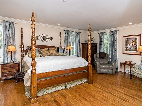 3rd image of 1610 Langhorne Rd Lot 4