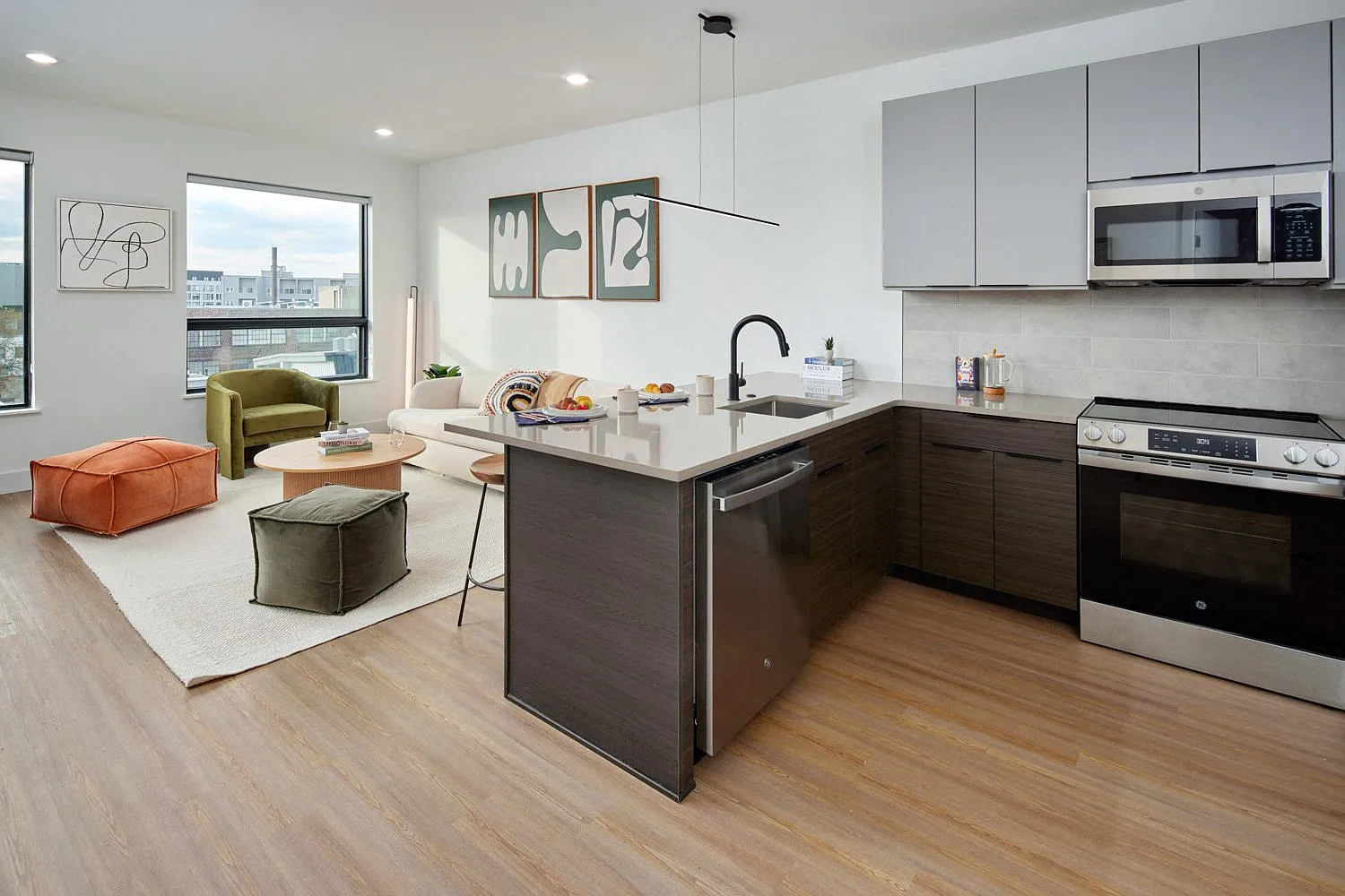 Glassworks Apartments — Photo 4