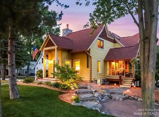 1645 S Maple Rd, Ann Arbor, MI 48103