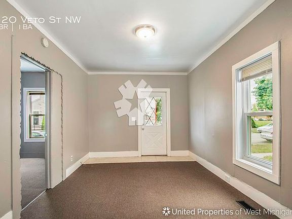 4th image of 620 Veto St NW