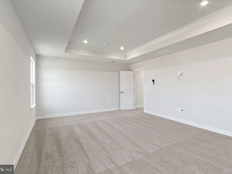 105 McKittrick Dr — Photo 36
