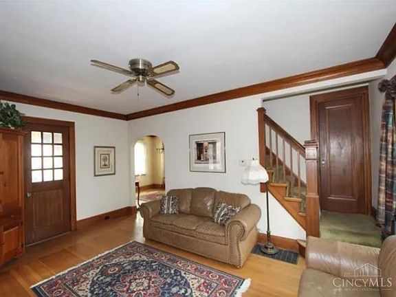 3rd image of 7601 Fairpark Ave