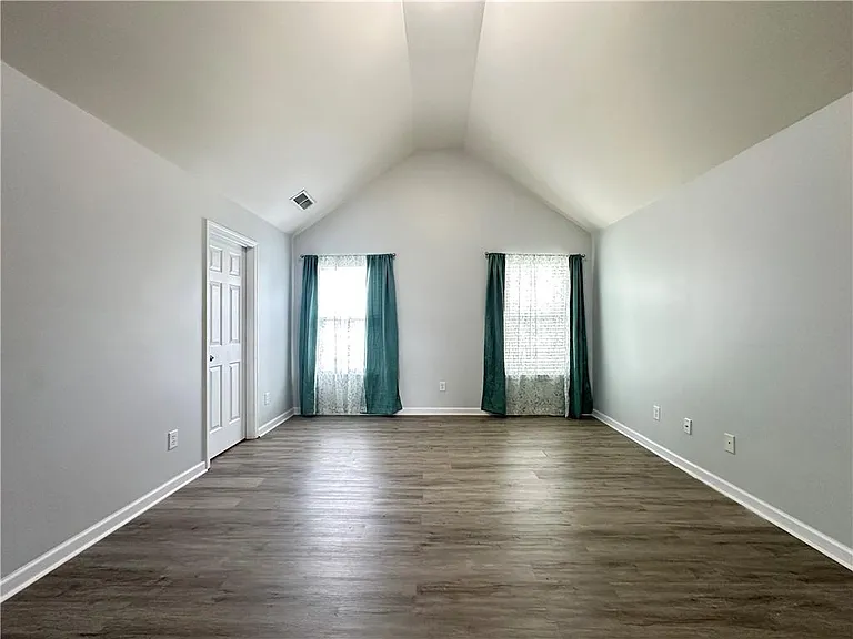 1335 Rocky Shoals Ln — Photo 21