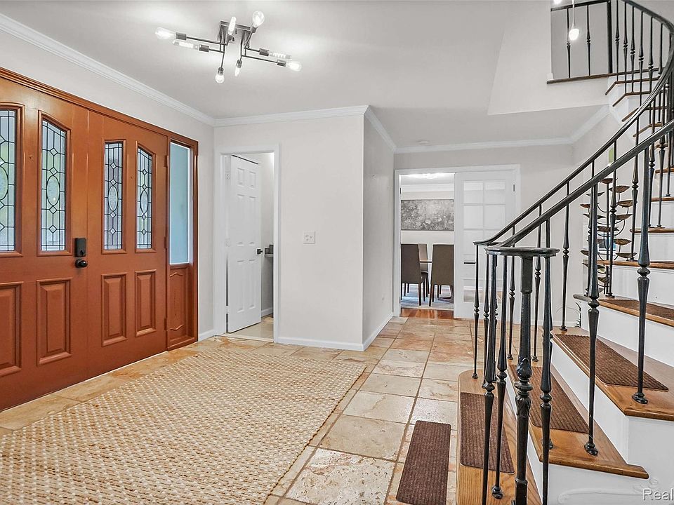 5076 Watergate Rd, photo 9