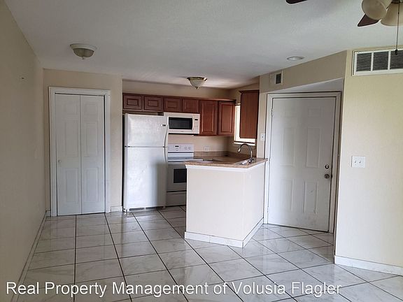 5th image of 1964 Lake Atriums Cir APT 169