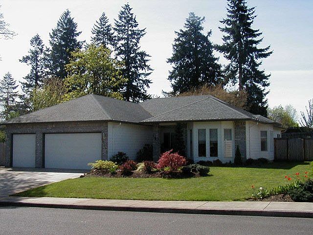 1st image of 12114 NE 46th Ave