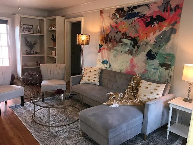 3 bed, 1604 sqft, $1,800 — Photo 2