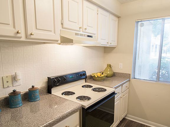 Screen Shot 2018-02-25 at 11.28.24 PM