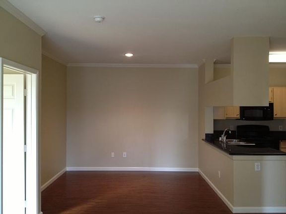 4th image of 710 Gibson Dr #1514