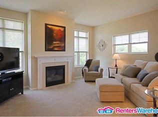 3433 Autumn Woods Dr, Chaska, MN 55318
