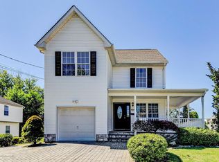 704 Aumack Ave, Union Beach, NJ 07735