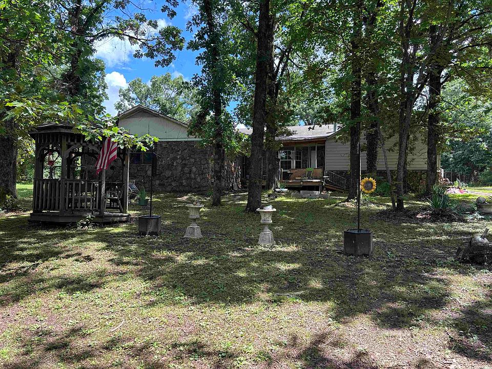 1st image of 445 Foster Chapel Rd