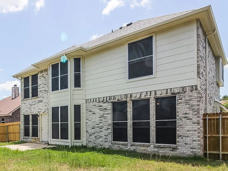 317 Pebblebrook Ln — Photo 15