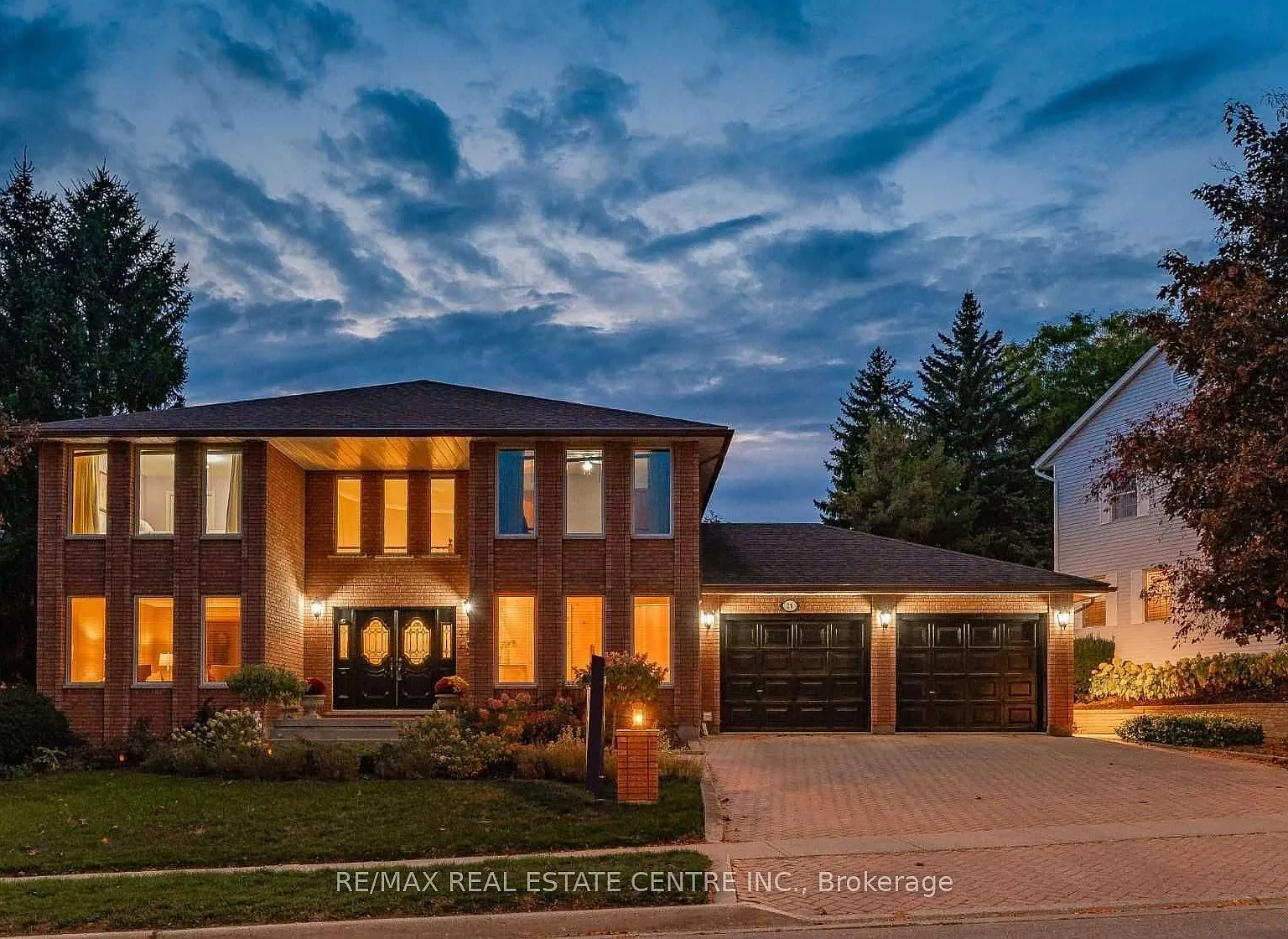 4 bed, $3,990 — Photo 1