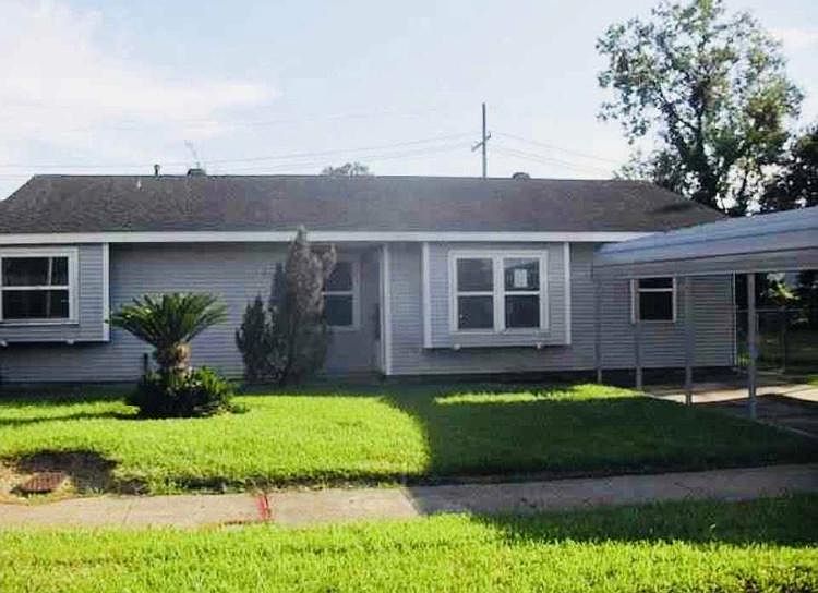 1st image of 113 Bishop Dr