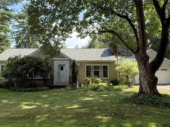 64 Waldorf Dr, Akron, OH 44313