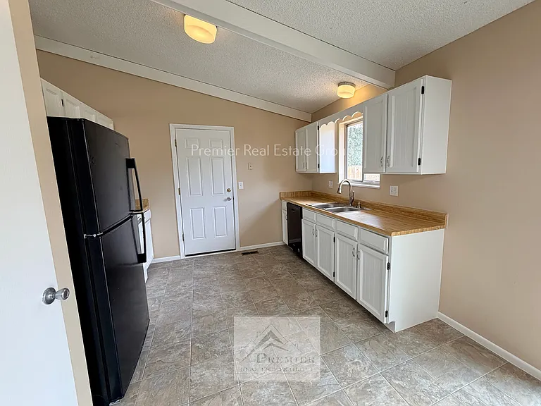 6156 Del Paz Dr — Photo 6