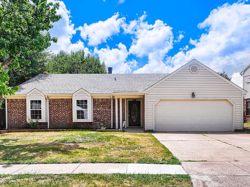 1st image of 314 Sandlewood Ln