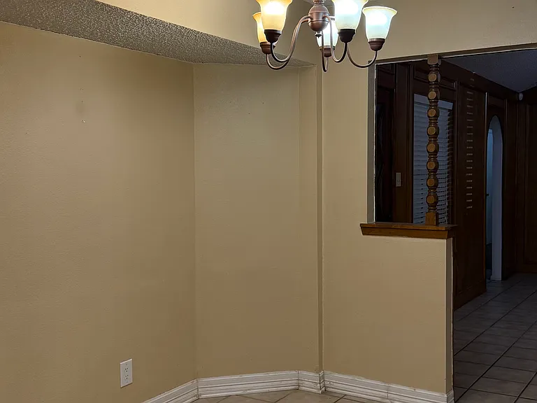 2602 Wydewood Dr — Photo 11
