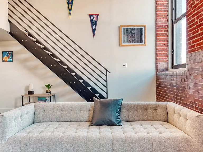West Lofts Apartments — Photo 40