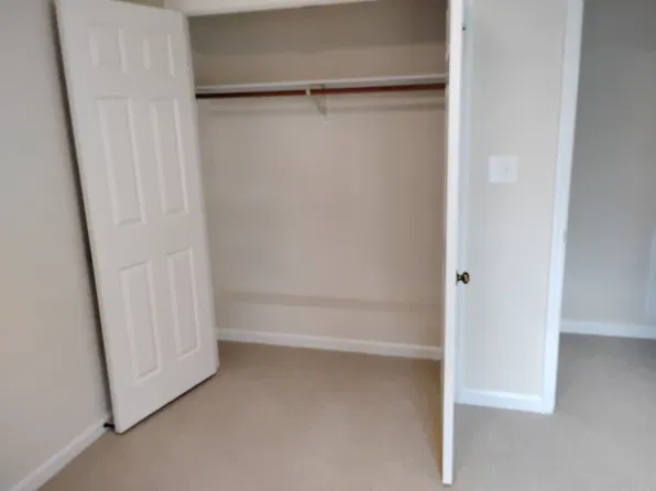 136 Geronimo Ct, Fuquay Varina, NC 27526