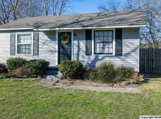 1423 Halsey Ave NE, Huntsville, AL 35801