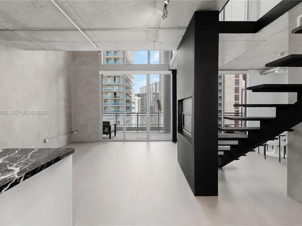 690 SW 1st Ct #Penthouse Ii12, Miami, FL 33130