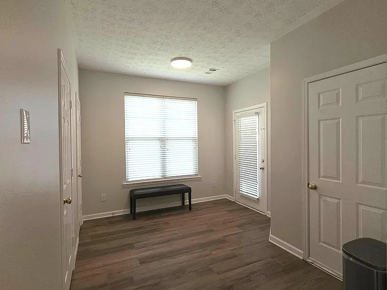 4691 Highpoint Ln — Photo 11