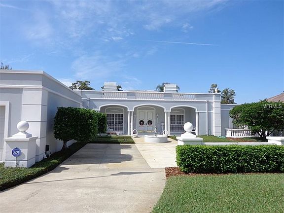 2nd image of 9212 Cypress Cove Dr