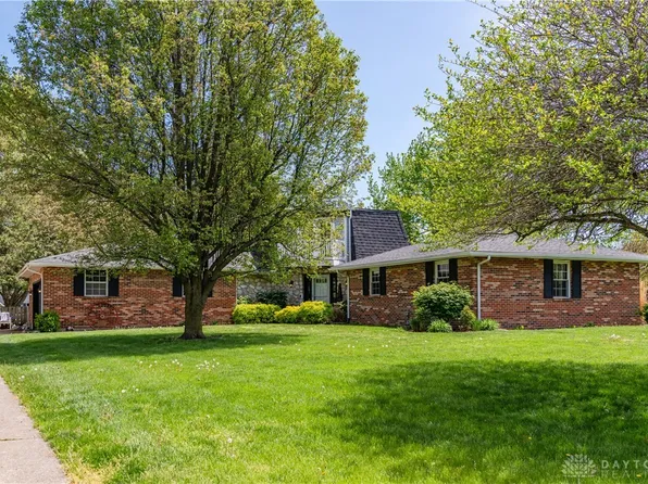 2245 Shenandoah Dr, Troy, OH 45373