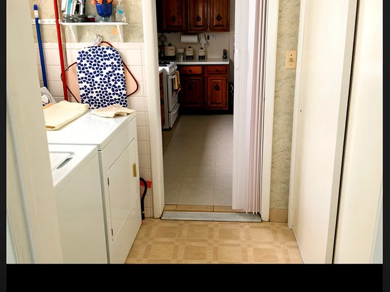 Hillcrest Ave — Photo 8