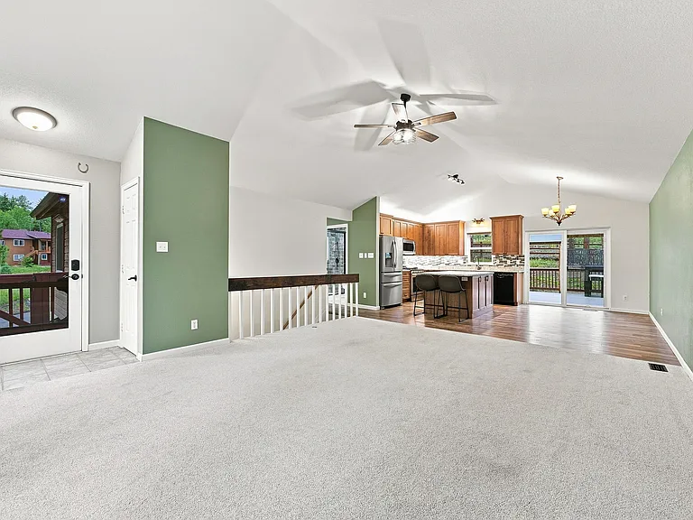34431 Chilton Ave — Photo 9