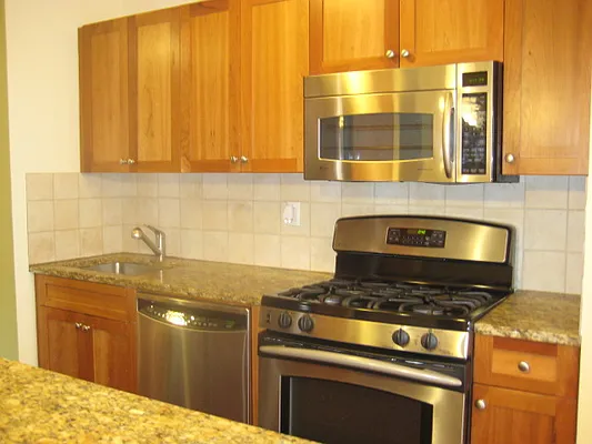 Sold by Vita Realty | media 9