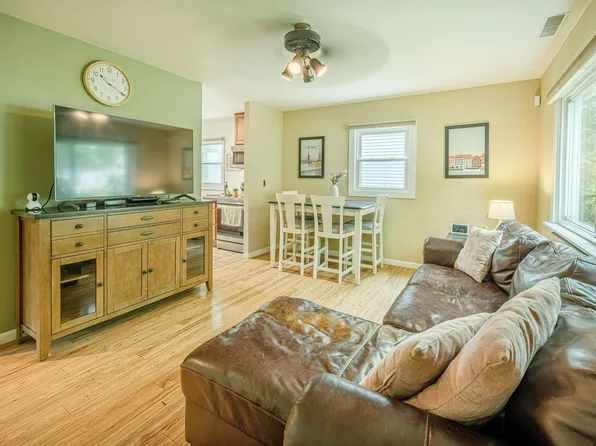 106 Leon St, Madison, WI 53714