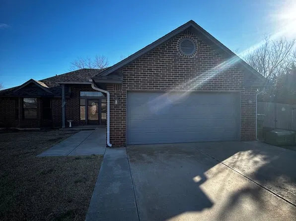 958 Hilltop Mansion, Yukon, OK 73099