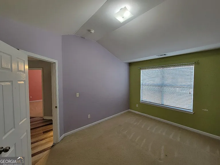 175 Stillwood Dr — Photo 20