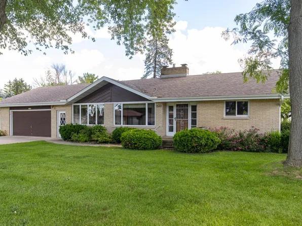 N1550 Ridgeway Dr, Greenville, WI 54942