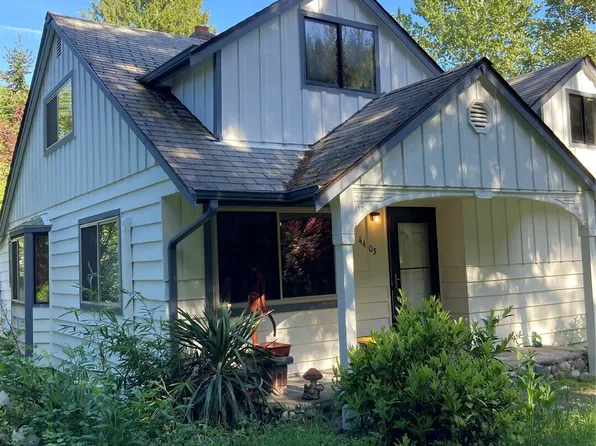 4405 Waller Road E, Tacoma, WA 98443