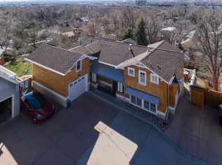 2220 Mesa Dr, Boulder, CO 80304