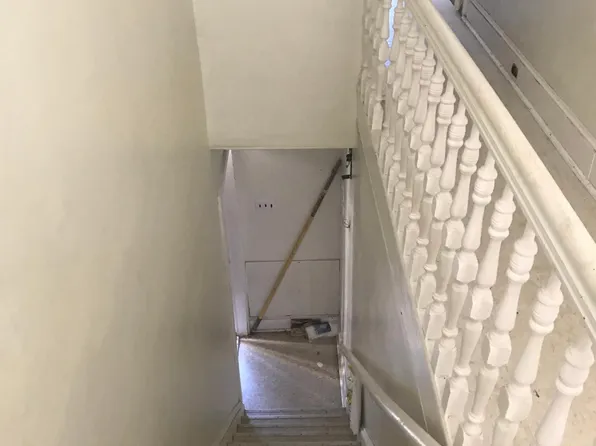 416 Kerper St Floor 2, Philadelphia, PA 19111
