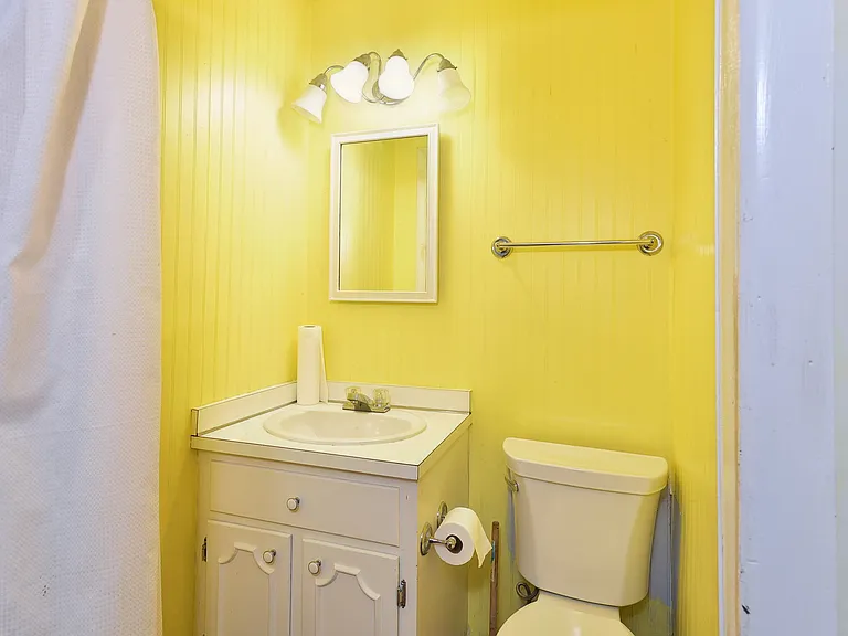 39 Westover Rd — Photo 22