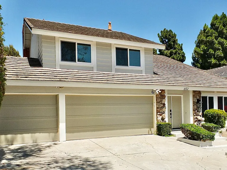 652 Margo Ave — Photo 1