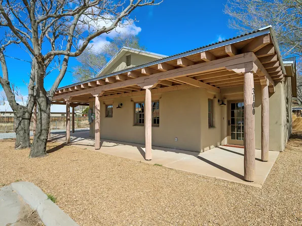 3100 Los Anayas Rd NW, Albuquerque, NM 87104