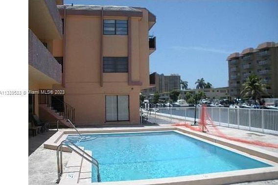 5th image of 3582 NE 171st St APT 305