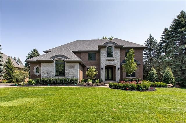 1st image of 3290 Baron Dr
