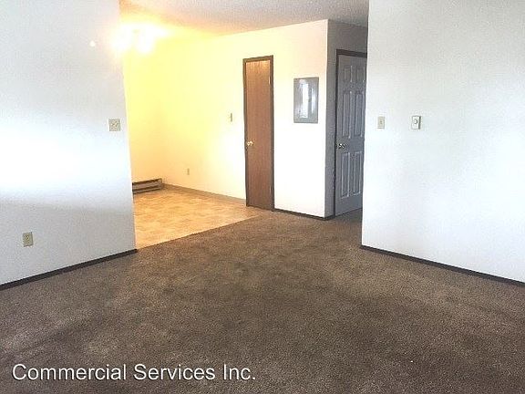 2nd image of 747 Glenarm St APT 4