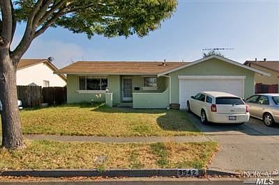 2nd image of 3542 Cascade St