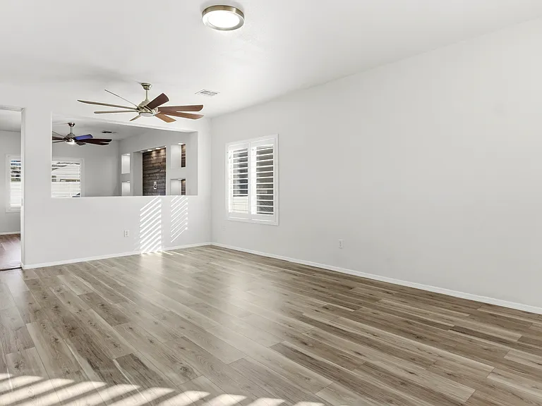 33915 S Colony Dr — Photo 11
