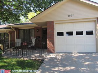 1101 Silver Ridge Rd #25, Lincoln, NE 68510