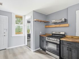 262 Camden St, Newark, NJ